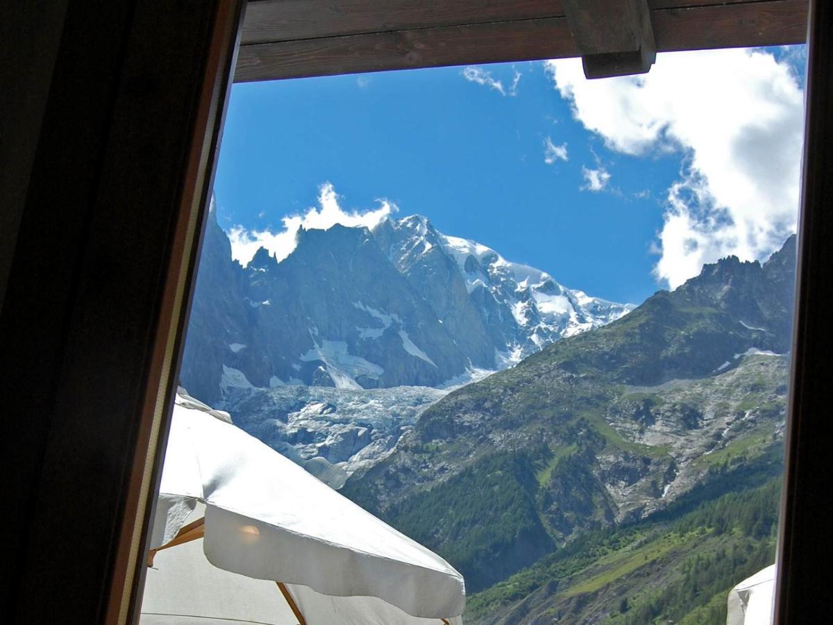 Hotel Aigle Courmayeur Exterior foto